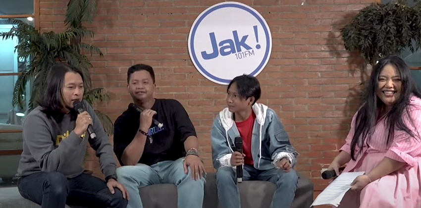  MOLAN CAPEK NGADEPIN DUSTIN & FAJAR “Sad Boy”