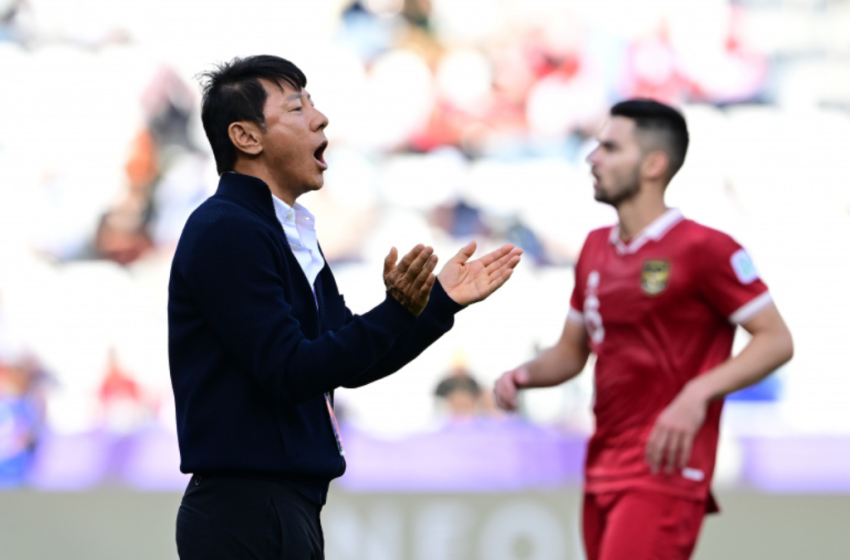  Coach Shin Tae-Yong Respons Pertikaian Son Heung Min dengan Lee Kang In