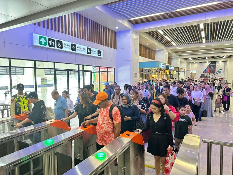 21 Ribu Penumpang Whoosh Manfaatkan Promo Boarding Pass untuk Gratis Masuk Dan Diskon Berbagai Destinasi Wisata